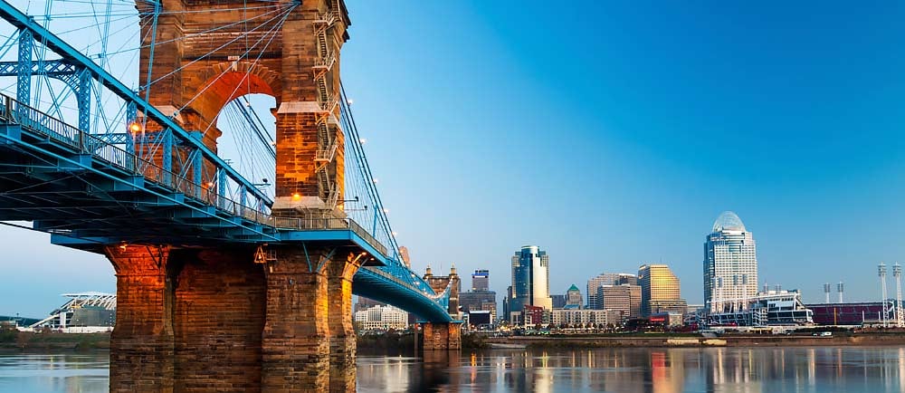 John-A-Roebling-Suspension-Bridge-in-Cincinnati-Ohio-1
