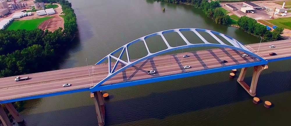 Leo-Frigo-Memorial-Bridge-in-Green-Bay-Wisconsin-1