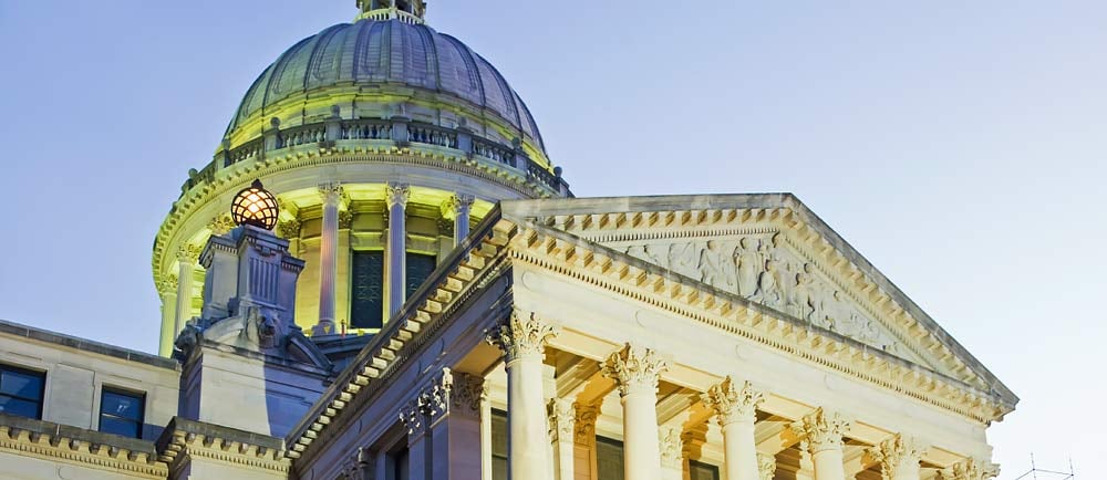 Old-Mississippi-State-Capitol-in-Jackson-Mississippi-1