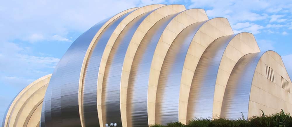 The-Kauffman-Center-for-the-Performing-Arts-in-Kansas-City-Missouri-1