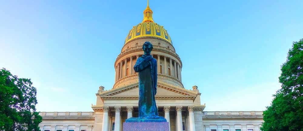 West-Virginia-State-Capitol-in-Charleston-West-Virginia-1